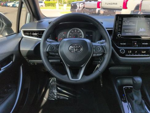 Used 2022 Toyota Corolla SE FWD image 15