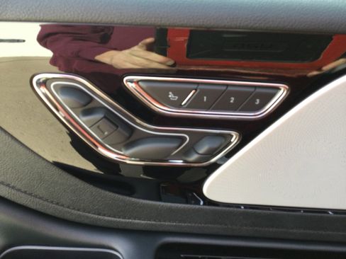 New 2026 Lincoln Aviator Reserve image 10