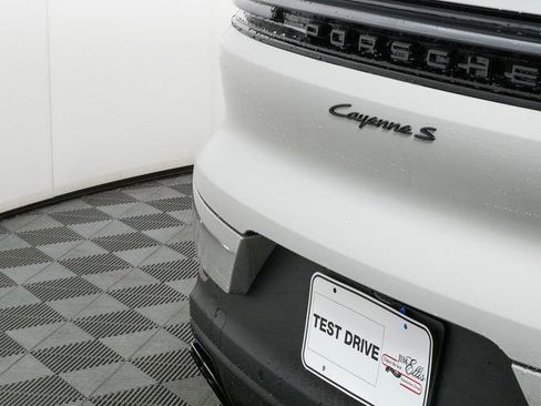 Certified 2026 Porsche Cayenne S image 38