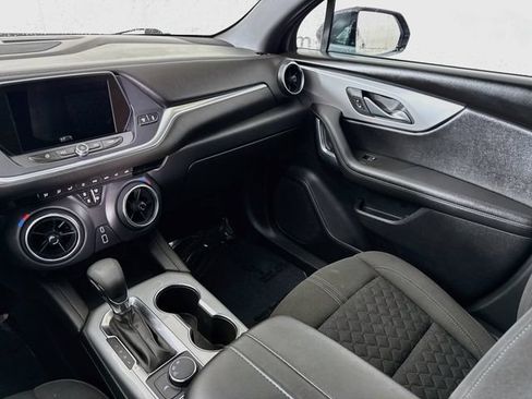 Used 2021 Chevrolet Blazer LT FWD image 21