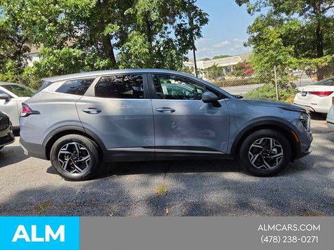 Used 2025 Kia Sportage LX FWD image 14