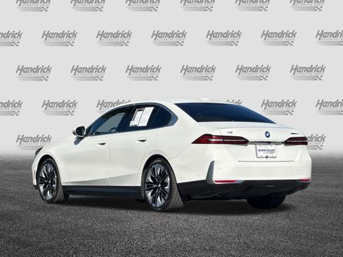 Used 2024 BMW i5 eDrive40i w/ Premium Package RWD image 7