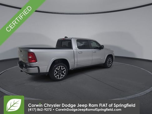 Used 2025 RAM 1500 Laramie w/ Laramie Southwest Edition AWD/4WD image 15