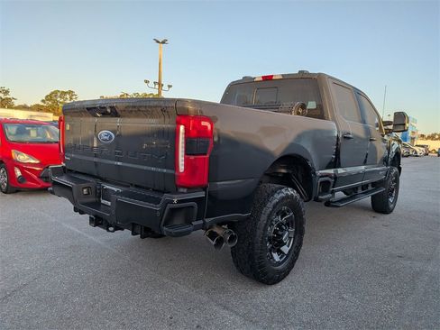 Used 2023 Ford F250 Lariat w/ Lariat Ultimate Package image 3