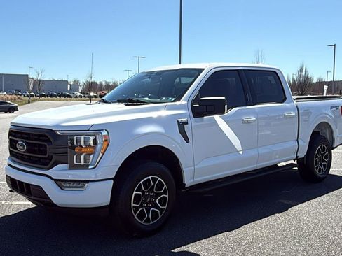 Used 2023 Ford F150 XLT w/ Equipment Group 302A High image 17