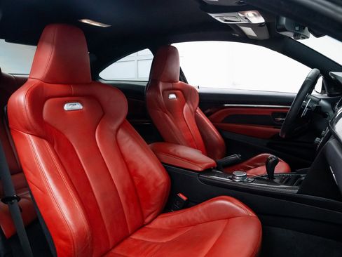 Used 2015 BMW M4 Coupe image 22