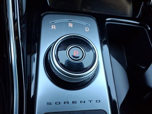 Used 2022 Kia Sorento SX w/ Panoramic Sunroof Package image 20