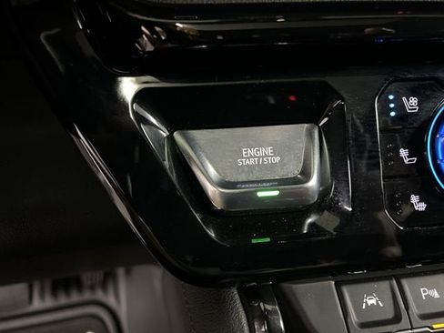 Used 2023 GMC Sierra 1500 AT4 w/ AT4 Preferred Package image 17