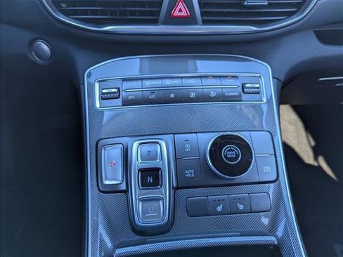 Used 2022 Hyundai Santa Fe SEL w/ Convenience Package image 19