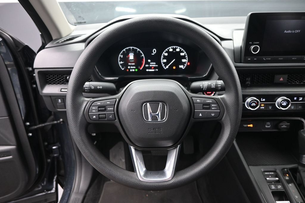 Used 2025 Honda CR-V LX image 11