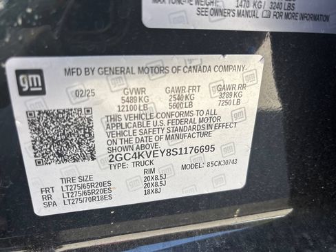 Used 2025 Chevrolet Silverado 3500 High Country w/ Technology Package AWD/4WD image 18