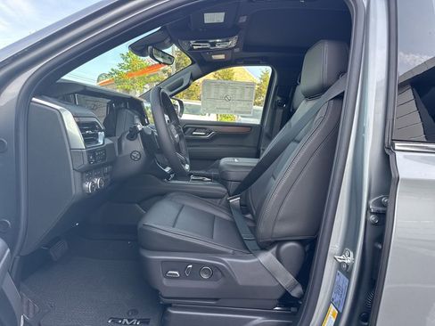 New 2026 GMC Yukon XL Denali image 15