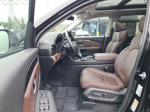 Used 2023 Honda Pilot Elite image 11