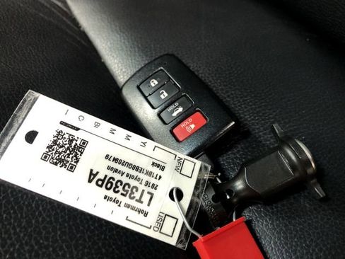 Used 2016 Toyota Avalon XLE Premium image 31