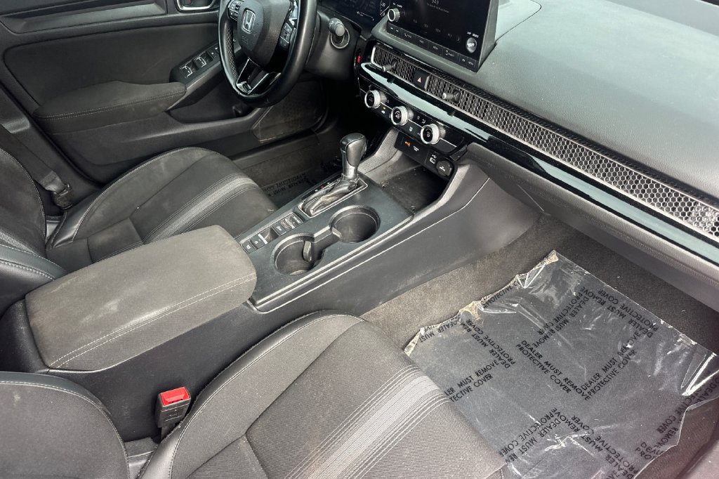 Used 2023 Honda Civic Sport image 18