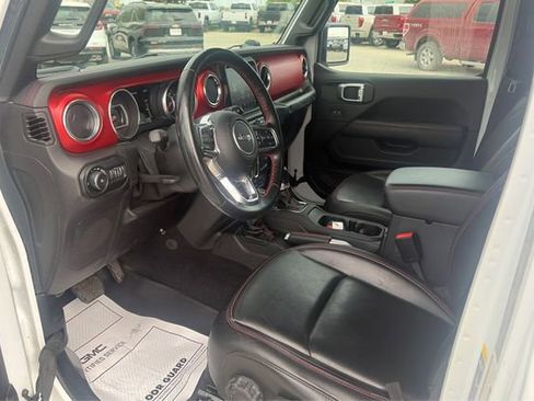 Used 2021 Jeep Wrangler Unlimited Rubicon AWD/4WD image 9
