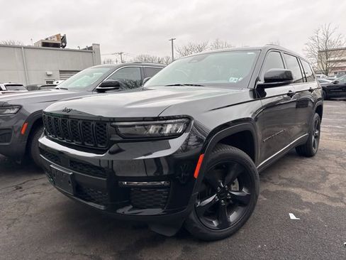 Used 2023 Jeep Grand Cherokee L Limited w/ Black Appearance Package image 1