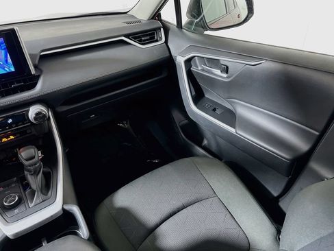 Certified 2025 Toyota RAV4 XLE AWD/4WD image 20