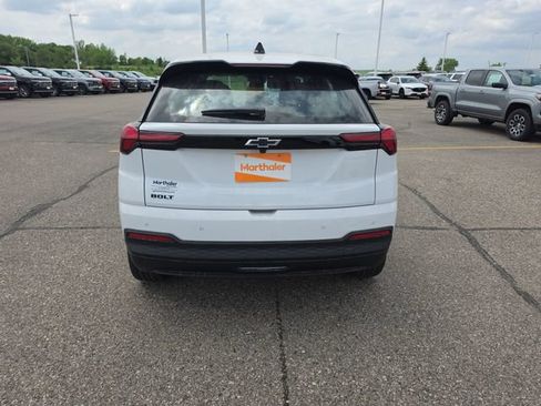 New 2027 Chevrolet Bolt LT FWD image 5