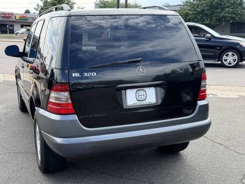 Used 1999 Mercedes-Benz ML 320 4MATIC image 12