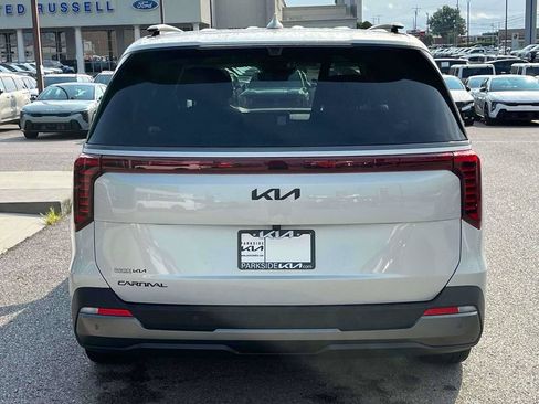 Certified 2026 Kia Carnival SX Prestige FWD image 30