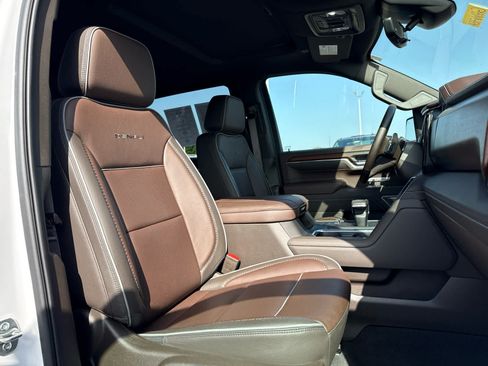 Certified 2025 GMC Sierra 1500 Denali w/ Denali Reserve Package AWD/4WD image 27