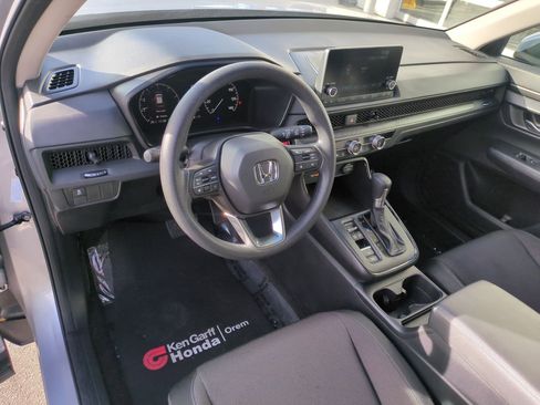 Used 2025 Honda CR-V LX image 15