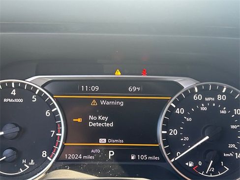 Certified 2024 Nissan Pathfinder SL image 15