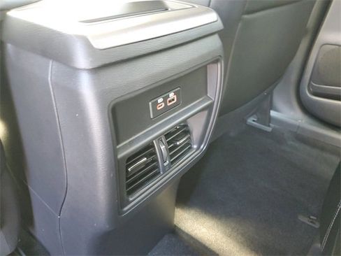 Certified 2024 Nissan Murano SV w/ SV Midnight Edition Package image 9