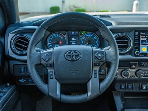 Used 2021 Toyota Tacoma 4x4 Double Cab image 22