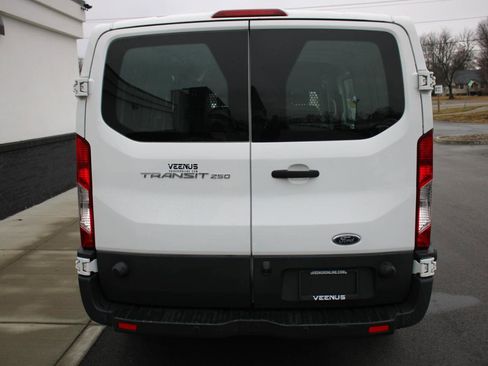 Used 2017 Ford Transit 250 148 Low Roof image 5