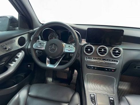 Used 2020 Mercedes-Benz GLC 300 image 17