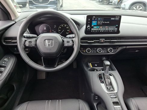 Certified 2024 Honda HR-V EX-L image 9