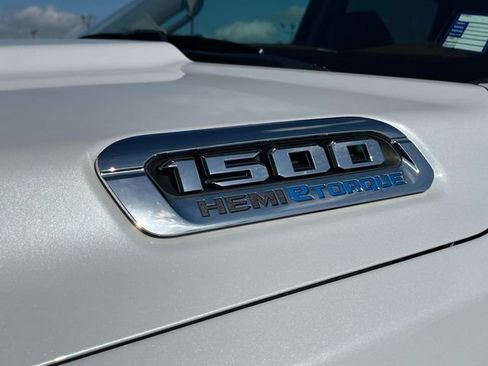 Used 2021 RAM 1500 Limited AWD/4WD image 12