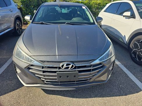 Used 2020 Hyundai Elantra SEL w/ Cargo Package (C1) FWD image 3