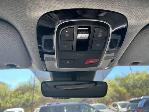 Used 2023 Hyundai Santa Fe Limited FWD image 33