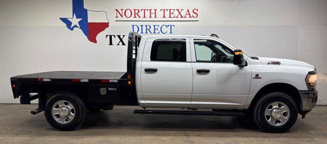 Used 2024 RAM 2500 Tradesman w/ Chrome Appearance Group AWD/4WD image 9