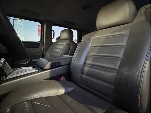 Used 2003 HUMMER H2 w/ Preferred Equipment Group image 10