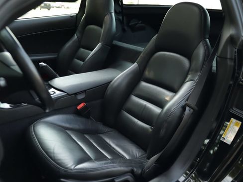 Used 2008 Chevrolet Corvette Coupe w/ Preferred Equipment Group RWD image 22
