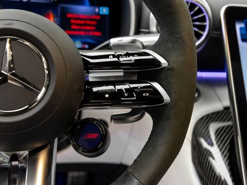 Used 2025 Mercedes-Benz AMG GT 63 image 32