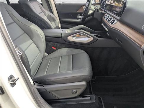 Used 2025 Mercedes-Benz GLE 350 4MATIC image 22