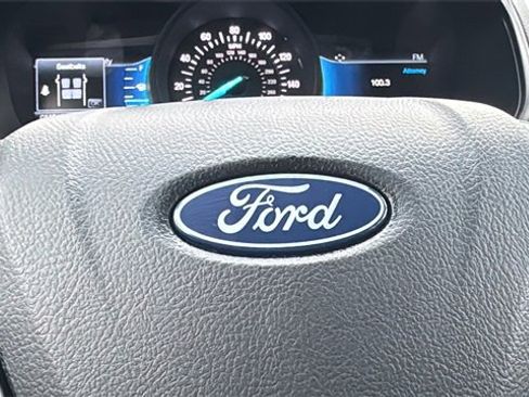 Certified 2024 Ford Edge SEL w/ Convenience Package image 19