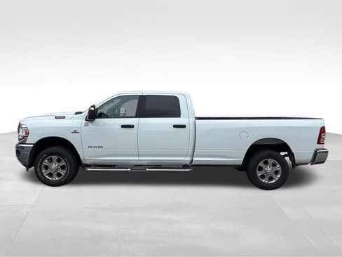 Used 2024 RAM 3500 Big Horn image 2