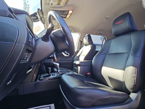 Used 2024 Toyota 4Runner TRD Off-Road Premium image 13