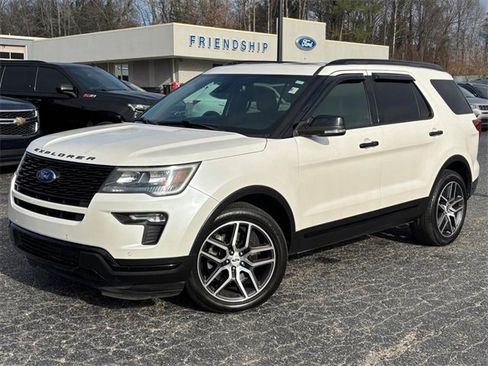 Used 2018 Ford Explorer Sport w/ Ford Safe & Smart Package image 2