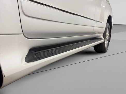 Used 2015 Lexus GX 460 w/ Premium Package AWD/4WD image 41