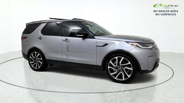 Used 2025 Land Rover Discovery S AWD/4WD image 10