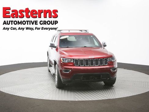 Used 2021 Jeep Grand Cherokee Laredo w/ Security & Convenience Group image 51