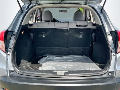Used 2017 Honda HR-V LX image 23