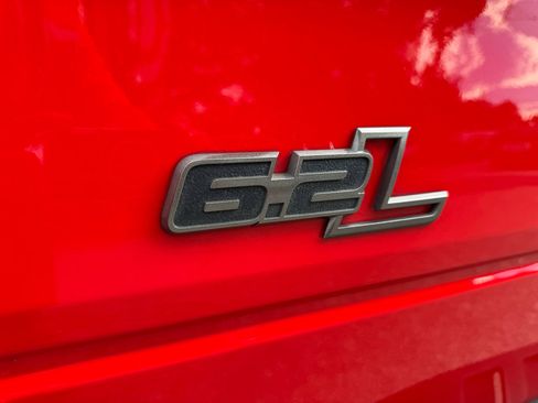 Used 2012 Ford F150 Raptor w/ Raptor Luxury Pkg image 15